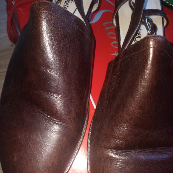 Nineteens - Picture 11 of 13